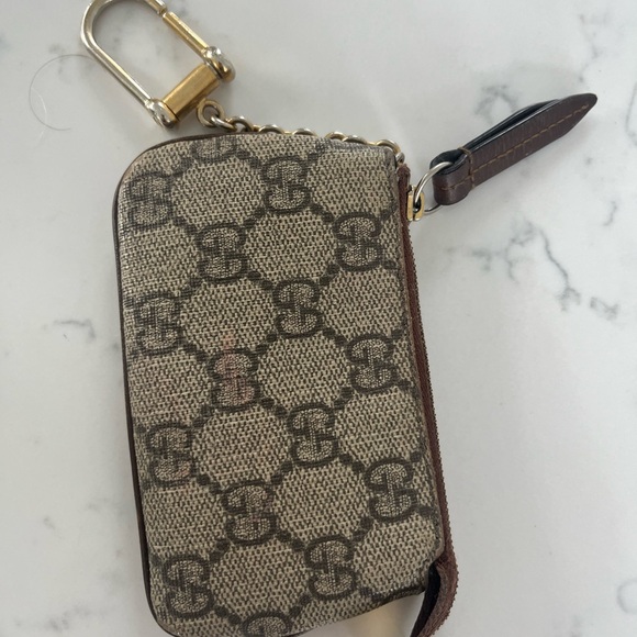 Gucci change purse key ring - Picture 3 of 3